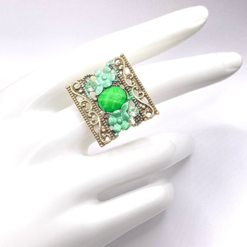 Antique gold green pastel secret garden adjustable ring